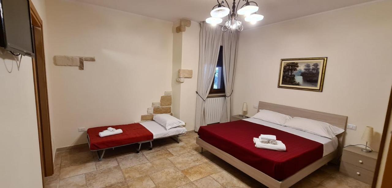 Bed And Breakfast La Terrazza Cisternino Bagian luar foto