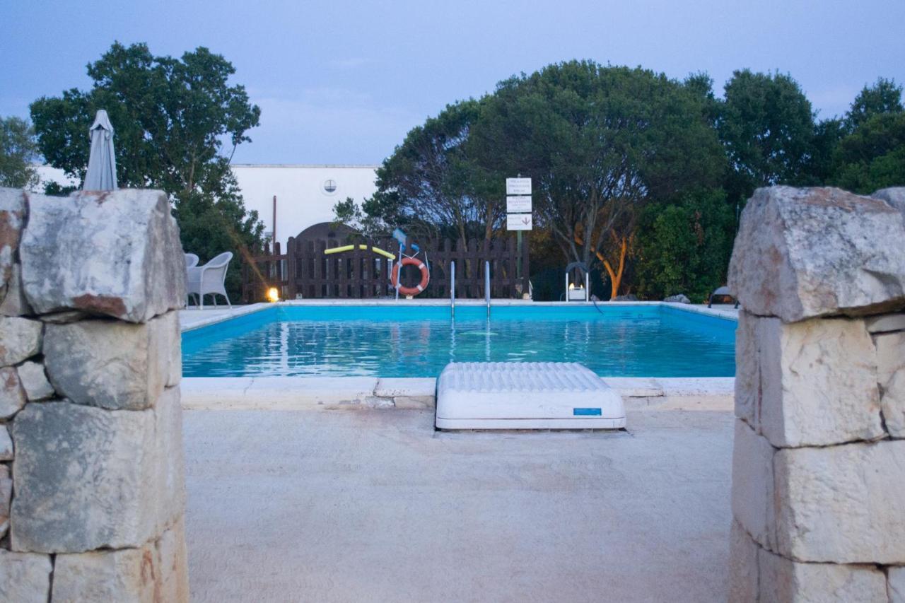 Bed And Breakfast La Terrazza Cisternino Bagian luar foto
